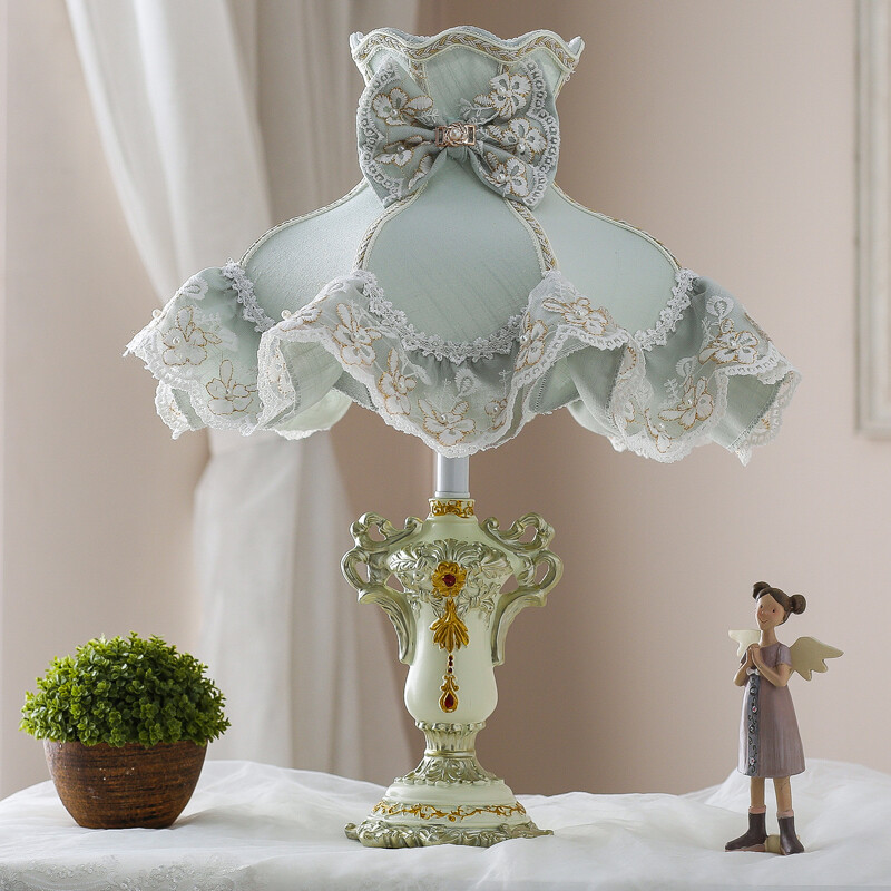 princess table lamp